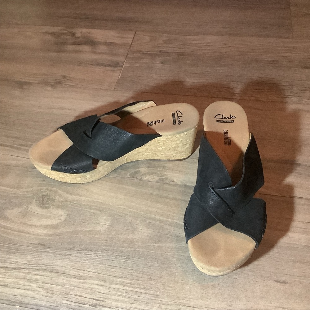 Clarks cushion black strap slide on wedge size 7 1/2